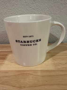 Starbucks Coffee Cup/Mug Bone China 2010